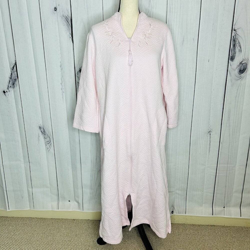 Miss Elaine Quilted Long Sleeve Robe Full Zip Sz S Embroidered Tasseled Vintage